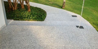 Aplicação de granilite fulget em calçada — ENG PISOS